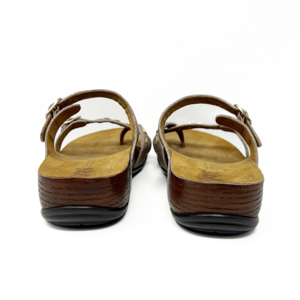 SOLD! SAS Jett Metallic Gold Studded Slip on Sandals Comfort Slip on Size 8M - Picture 10 of 12